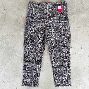 SPANX NWT Jean-ish Cropped Leggings